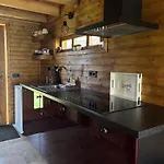 Green Village House 公寓