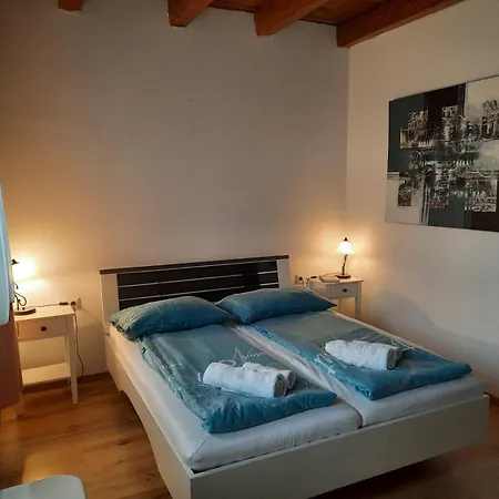 Green Village House Apartment *
