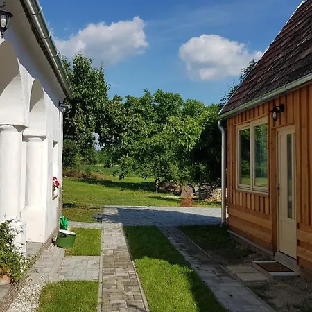 Apartment Green Village House *