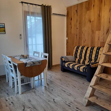 Green Village House Apartment Ganna